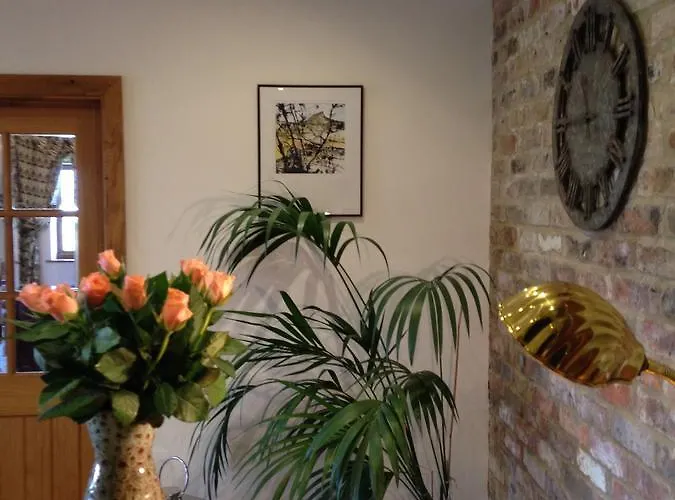 The Stables At The Vale Bed & Breakfast 5*