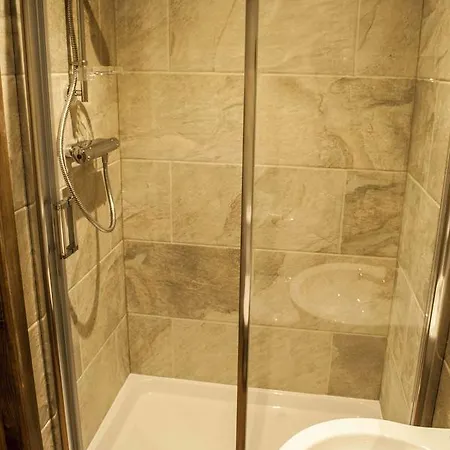 Bed and Breakfast The Stables At The Vale 5*